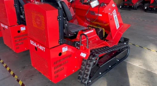 Cfgindustrial 0.8 Ton Tracked Mini Skid Steer with Rato R420D Engine | SDA-140T