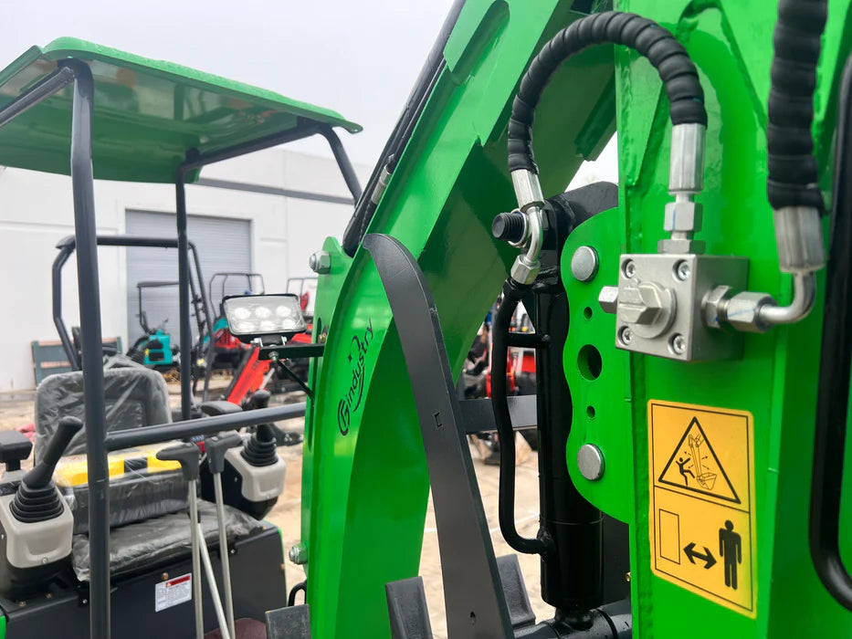 Cfgindustrial 1 Ton Mini Excavator with B&S Engine w/ Hydraulic Thumb & Swing Boom | KX12-CB