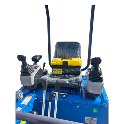 Cfgindustrial 1.3 Ton Mini Excavator with 13.7 HP Kubota D722 Diesel Engine | DM20