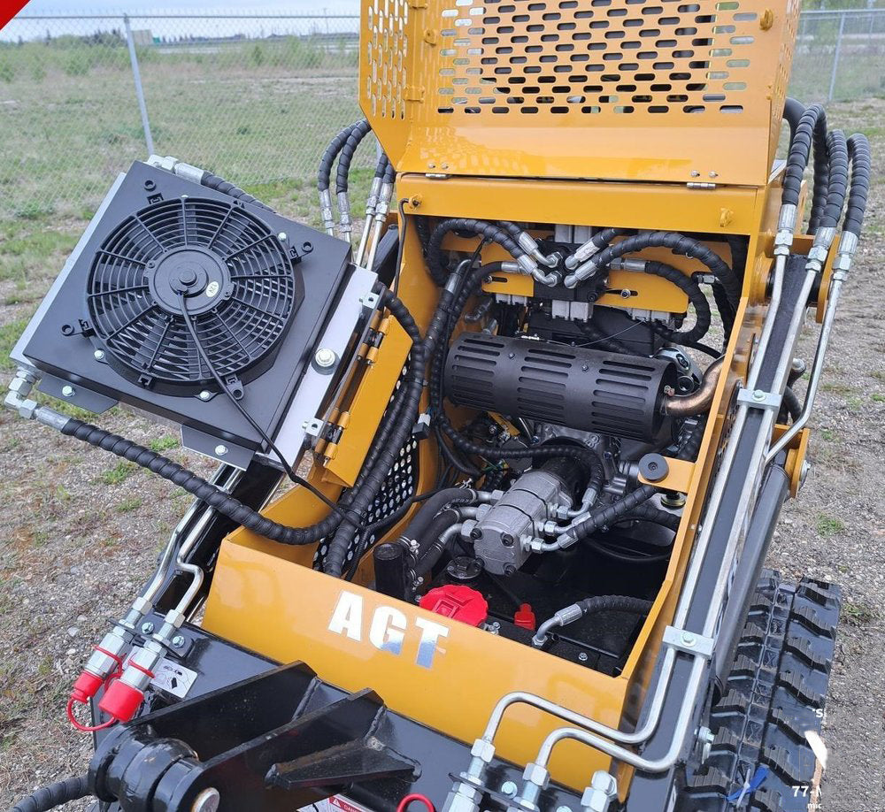 Cfgindustrial 1 Ton Mini Crawler Skid Steer with 23HP RATO R740 EPA Engine | CRT23