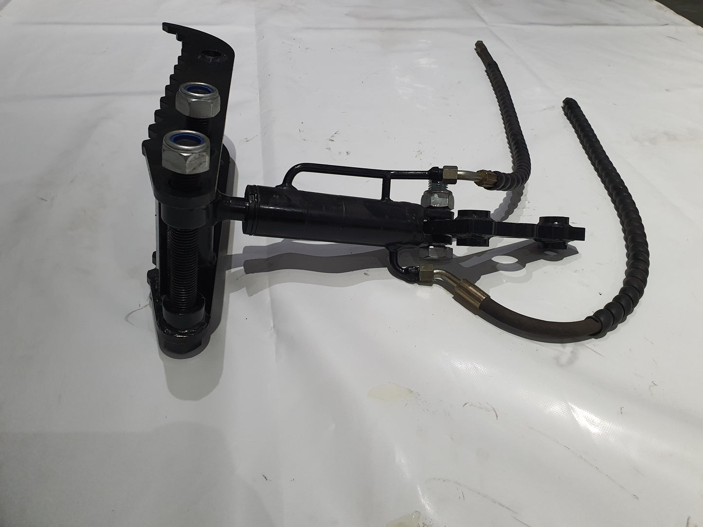 Cfgindustrial Hydraulic Backhoe Thumb for 1-2 Ton Mini Excavator | AGT-12EX-HYMZJII