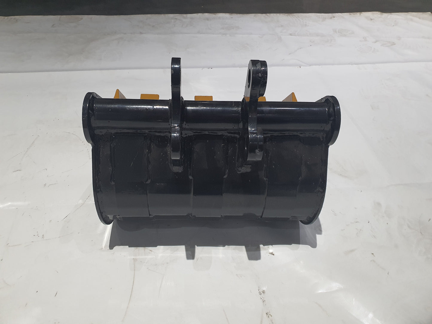 Cfgindustrial 16" Bucket With Teeth For Mini Excavators | AGT-12EX-WD16