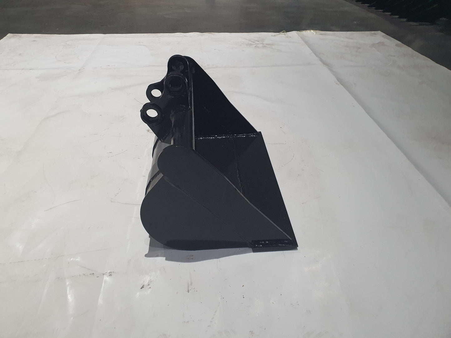 Cfgindustrial 40in Toothless Bucket Attachment without Tooth for 1 Ton & 2 Ton Mini Excavator | AGT-12EX-WD40B