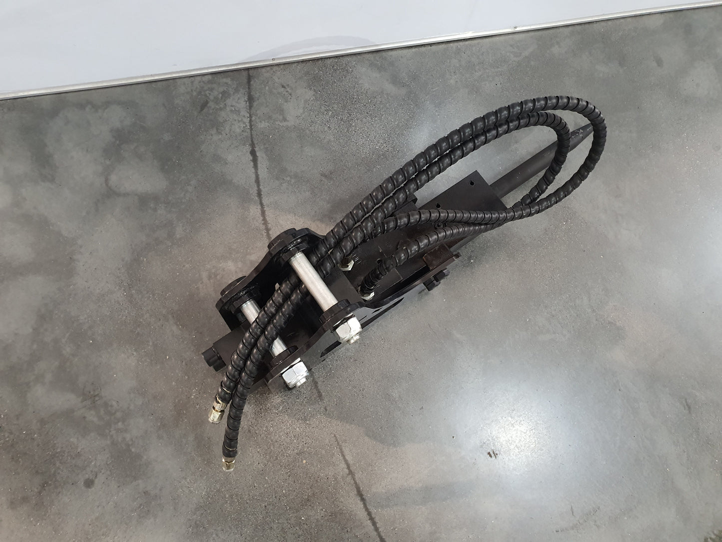 Cfgindustrial Hydraulic Hammer-Breaker for 1-2 Ton Mini Excavator | 12EX-HM