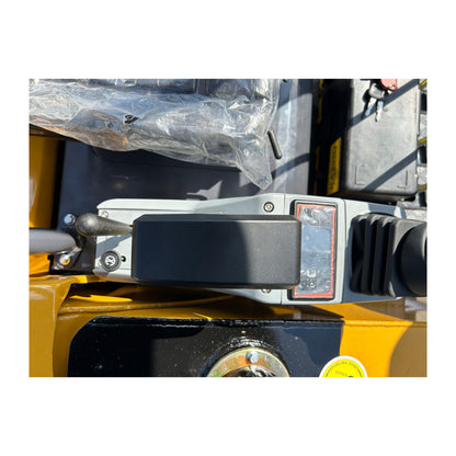 Cfgindustrial 2 Ton Mini Hydraulic Excavator with Cab, Rato 825 Gasoline Engine | MX50R
