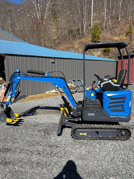 Cfgindustrial 1.3 Ton Mini Excavator with 13.7 HP Kubota D722 Diesel Engine | DM20