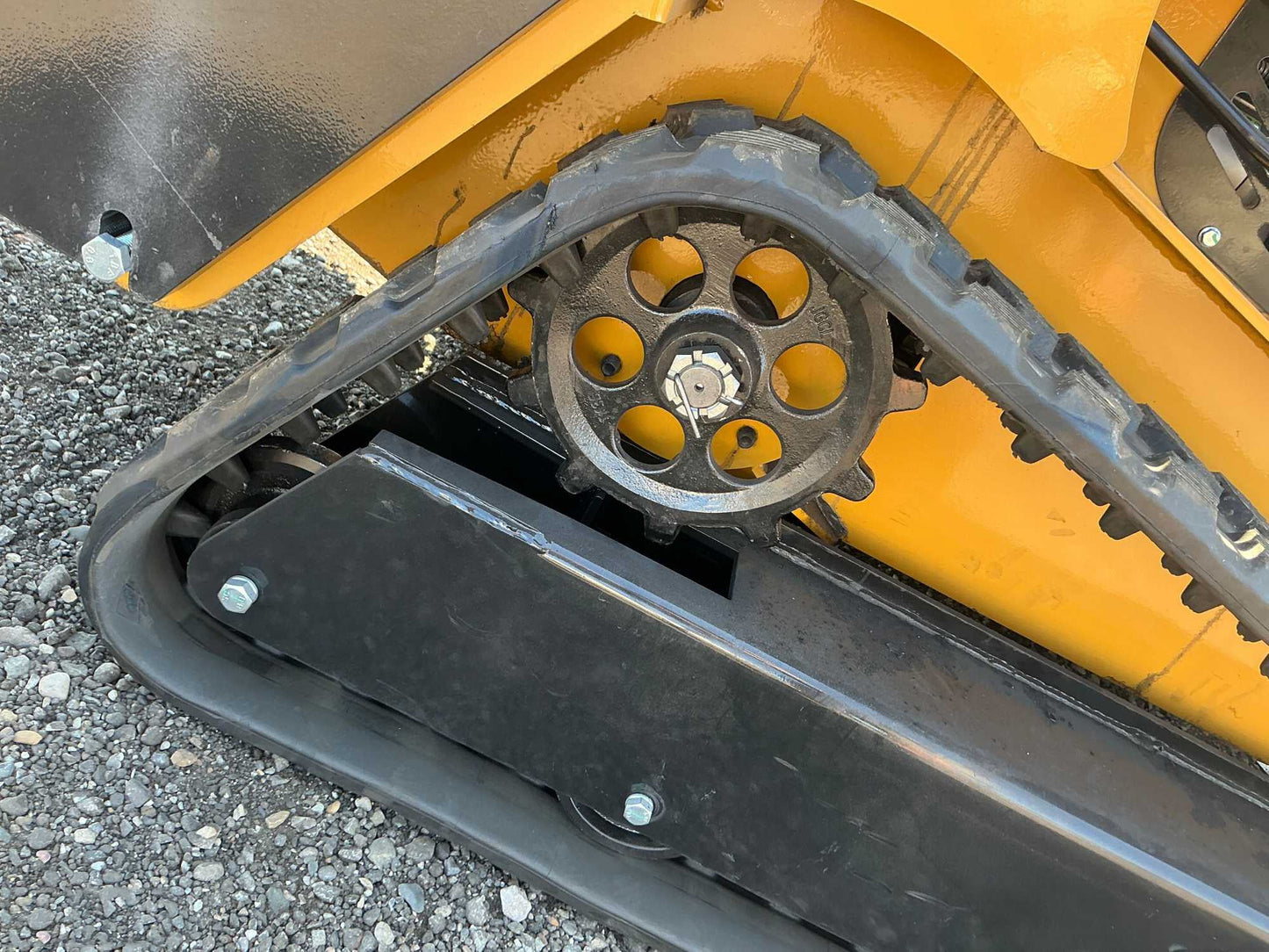 Cfgindustrial Mini Skid Steer Loader Crawler Diesel Kubota Engine | CFG KKT27