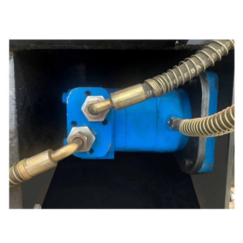 Cfgindustrial Skid Steer Concrete Cement Mixer 0.53m³ Bucket Capacity 16-2 MPa | SSCM53
