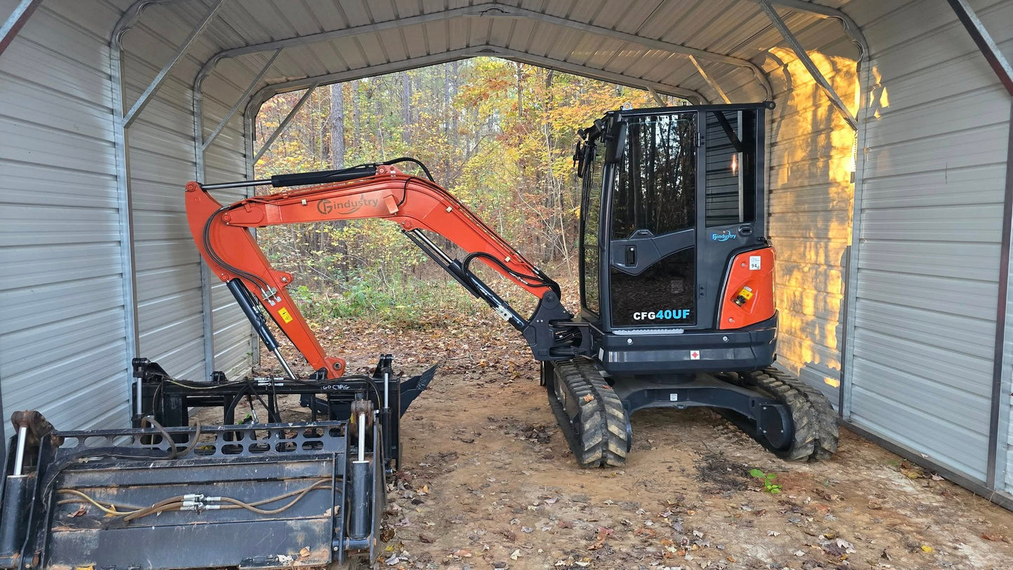 Cfgindustrial 4 Ton Mini Excavator with Kubota D1703 Engine with Hydraulic Thumb | CFG-40UF
