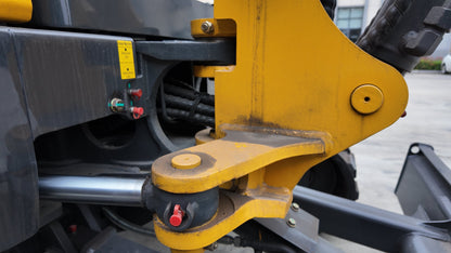 Cfgindustrial 2.8 Ton Yanmar Diesel Engine Mini Excavator with Hydraulic Thumb | CFG-STE35SR