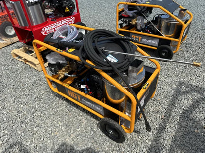 Cfgindustrial 3000 PSI Hot Water Pressure Washer | HPW3000-1
