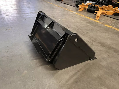 Cfgindustrial 32" Toothless Bucket for Mini Skid Steer Loader | AGT-M-BK32