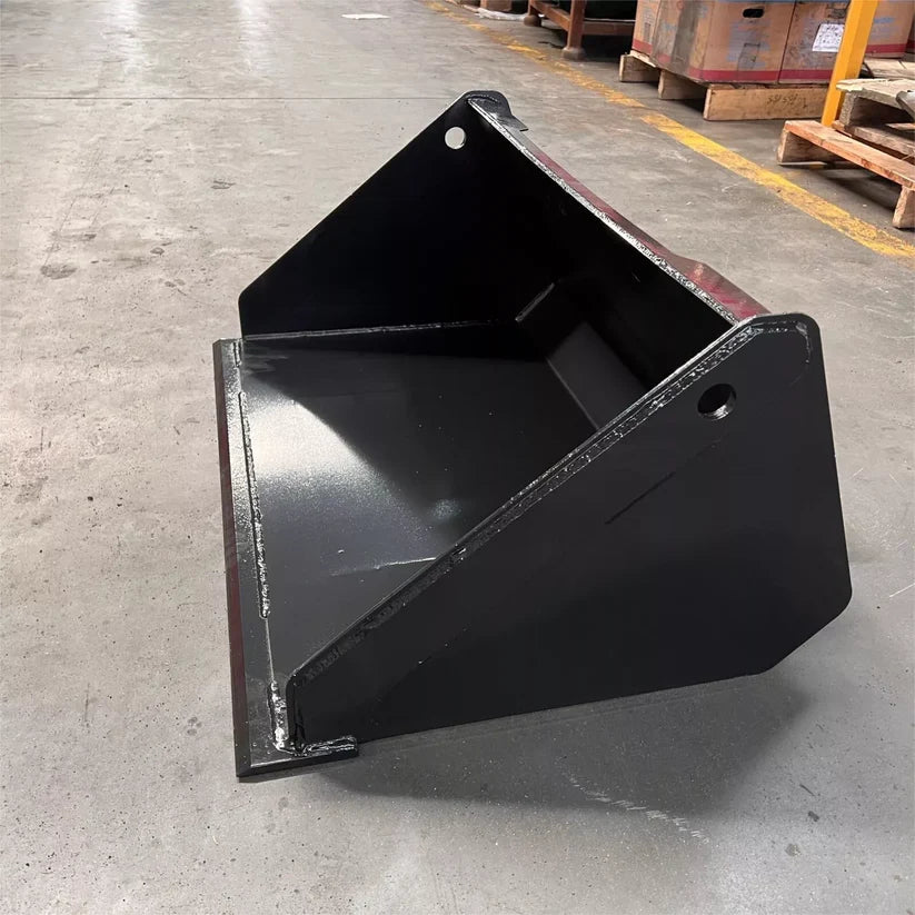 Cfgindustrial 32" Toothless Bucket for Mini Skid Steer Loader | AGT-M-BK32