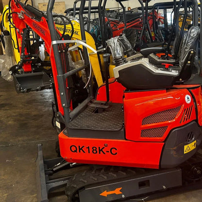 Cfgindustrial 1.4 Ton Mini Excavator with Kubota Engine, Side Swing Boom & Hydraulic Thumb | AGT-KH18K-C / AGT-QK18K-C