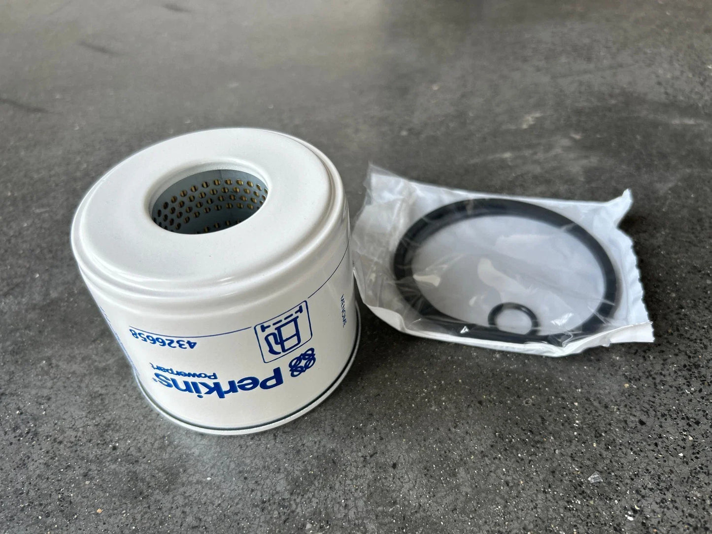 Cfgindustrial Perkins Diesel Fuel Filter | 4326658